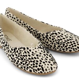 TOMS Women's Cheetah Canvas Flats